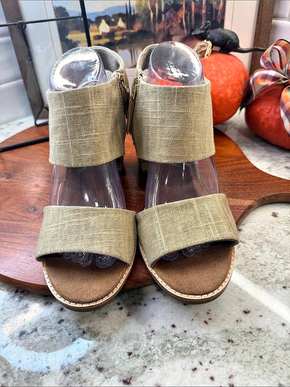 Toms  Gold Burlap Espadrille Wedge Sandals Neutral Boho Ankle Wrap